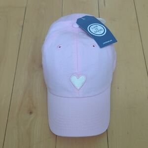 NWT Life is Good A Chill Cap Heart